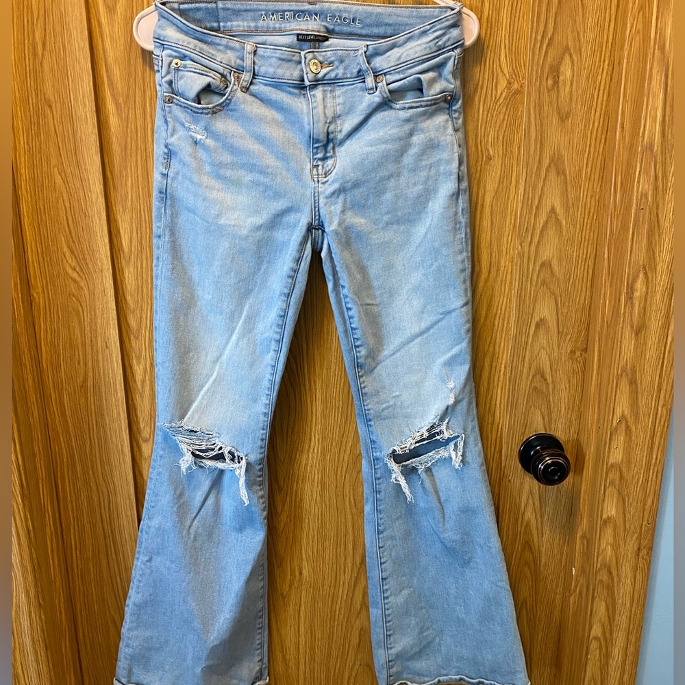 American eagle size 4 low rise boot cut worn 2 times